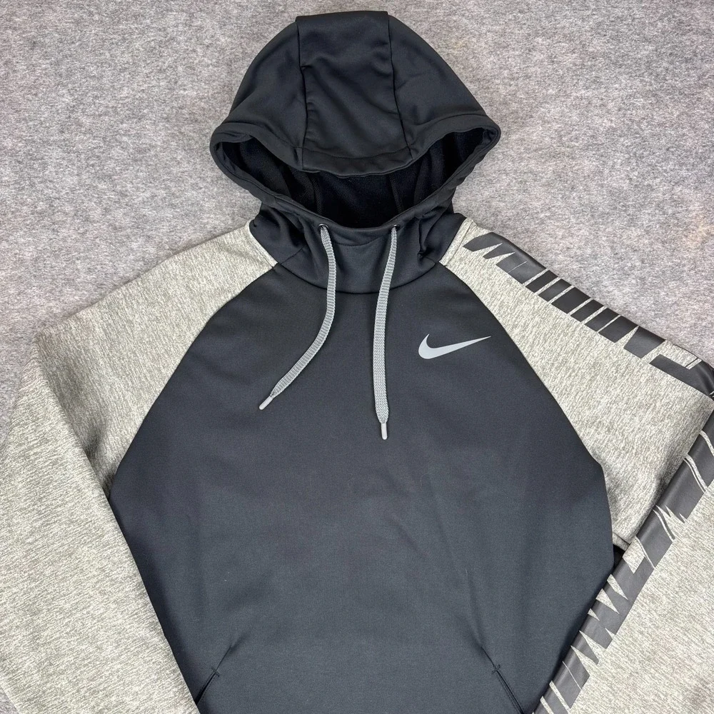 Nike Therma Hoodie GFX 3 Fleece Pullover Dri Fit Pockets Mens Medium M